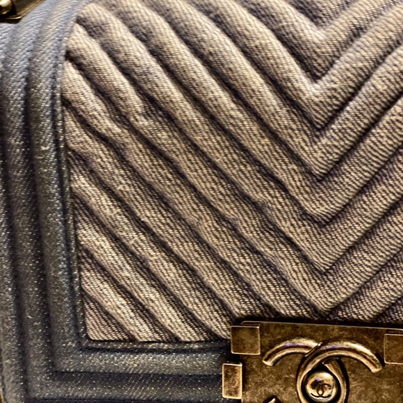 Chanel small denim boy bag - Picture 7 of 9